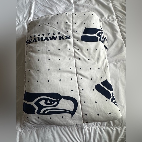 Seattle Seahawk Football Blanket - Picture 4 of 8